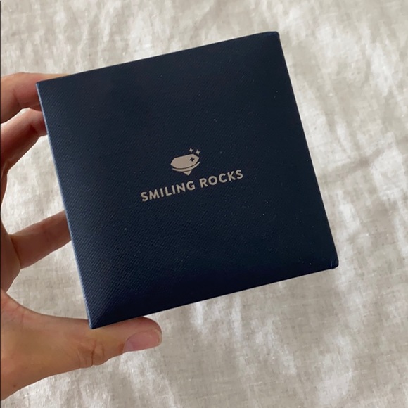 Smiling Rocks Necklace - Picture 4 of 5